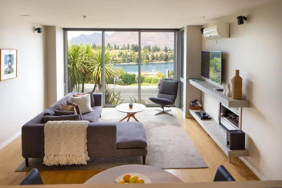 Stunning Lakeview 1 Bedroom Apartment Queenstown Buitenkant foto