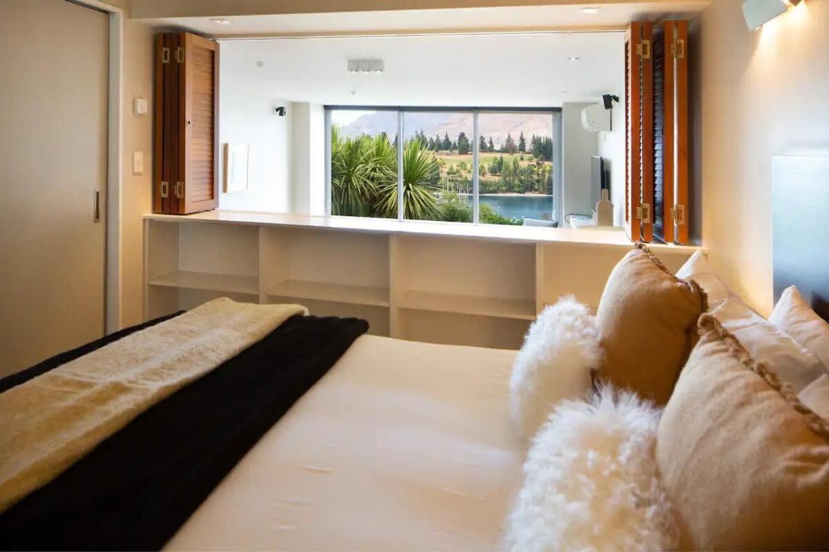 Stunning Lakeview 1 Bedroom Apartment Queenstown Buitenkant foto